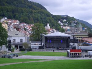 BERGEN NORWAY VENUE - TONY EDSER ric 8