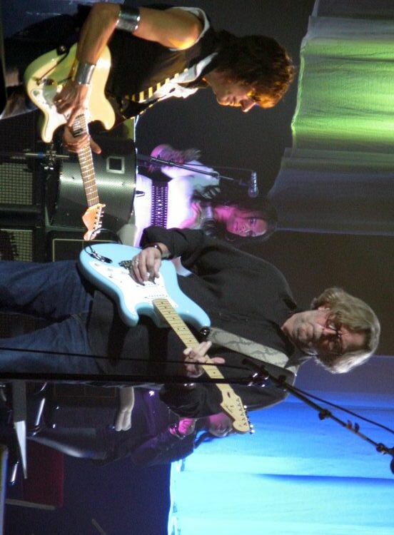 eric clapton jeff beck on stage London O2 13 february 2010
